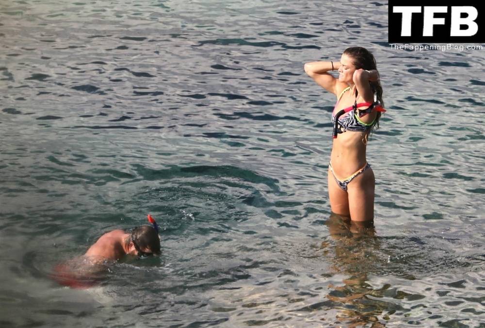 Nina Agdal & Logan Paul Enjoy a Day Snorkeling at the Beach in Mykonos - #15