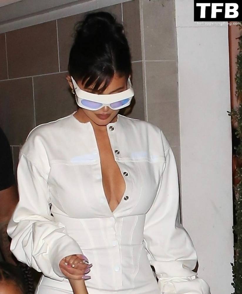 Kylie Jenner Showcases Her Svelte Figure in All-White - #55