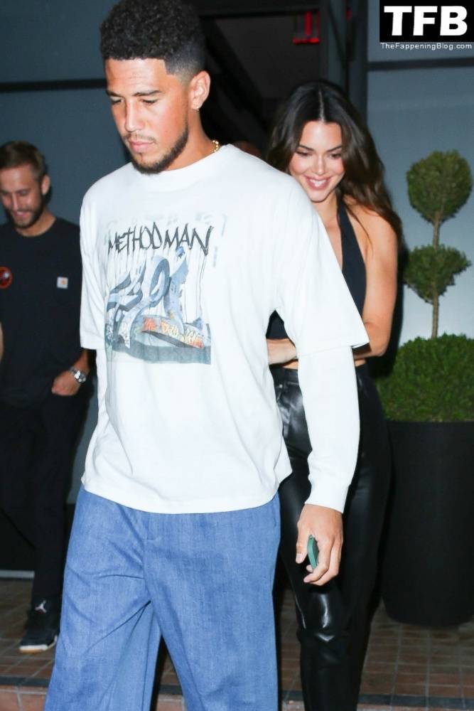 Kendall Jenner & Devin Booker Arrive at Catch Steak in WeHo - #19