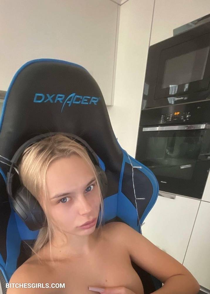 Mihalina Novakovskaya Instagram Nude Influencer - Leaked Nudes - #11