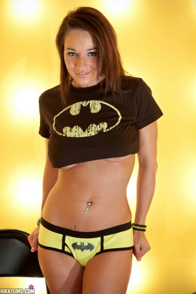 Babe Among Babes Nikki Sims Is A Batman Fan But More Importantly A Fan Of Lingerie And Stripping. - #2