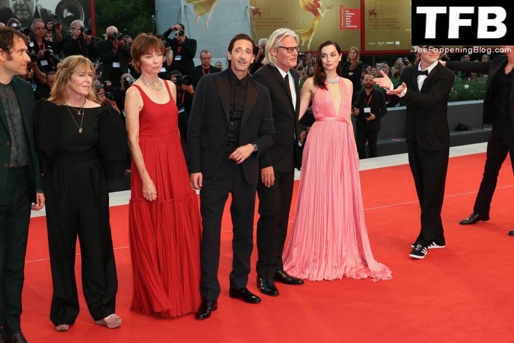 Ana de Armas Stuns on the Red Carpet at the 79th Venice International Film Festival - #53