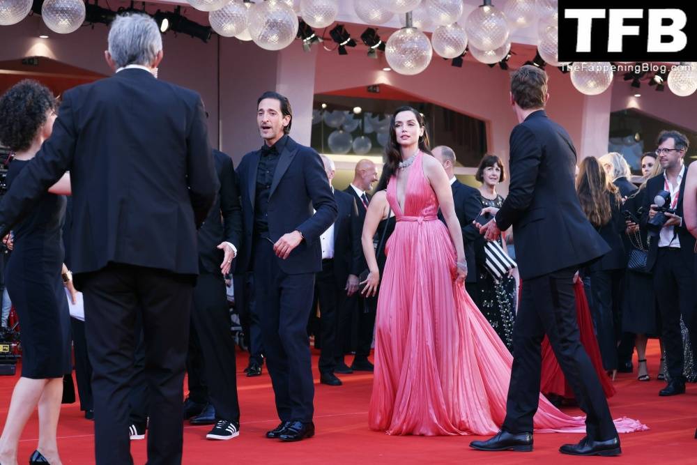 Ana de Armas Stuns on the Red Carpet at the 79th Venice International Film Festival - #46