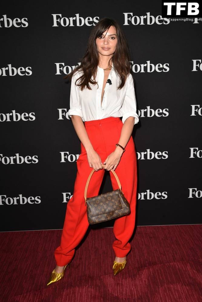 Newly Single Emily Ratajkowski Attends Forbes Power Women 19s Summit in NYC - #22
