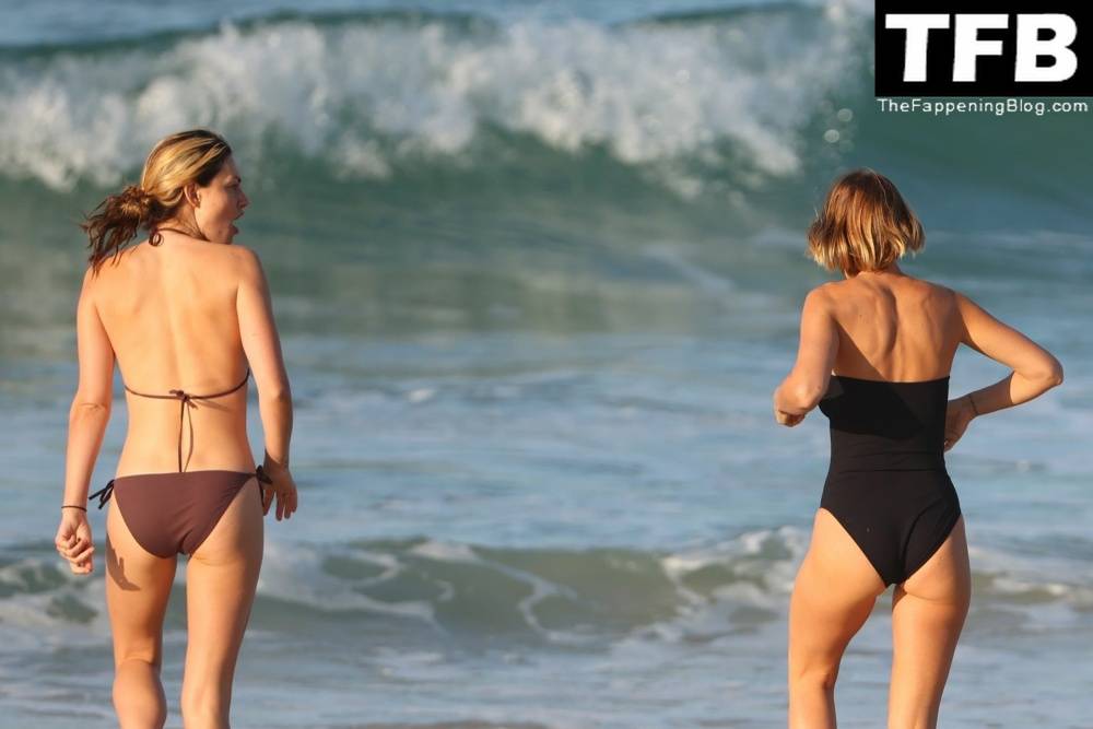 Lara Worthington & Phoebe Tonkin Enjoy a Day on the Beach in Sydney - #87