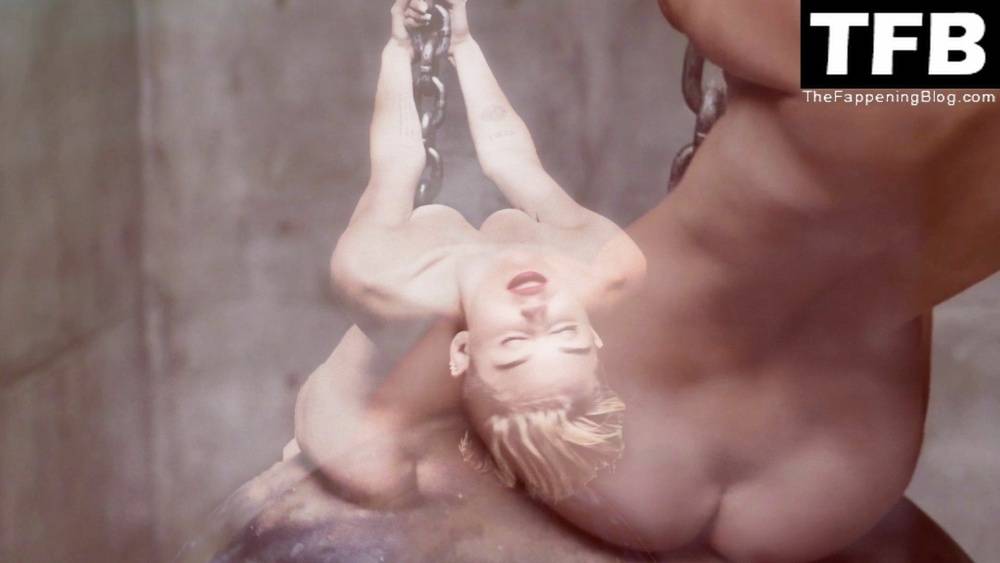 Miley Cyrus Nude 13 Wrecking Ball (17 Pics + Video) - #8