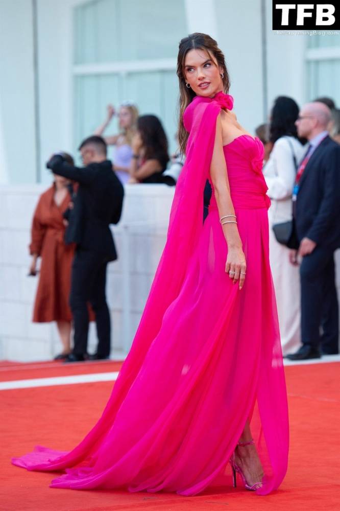 Alessandra Ambrosio Looks Stunning at the 79th Venice International Film Festival - #84
