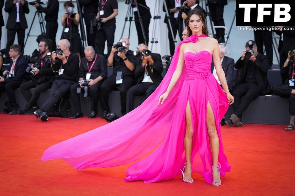 Alessandra Ambrosio Looks Stunning at the 79th Venice International Film Festival - #69