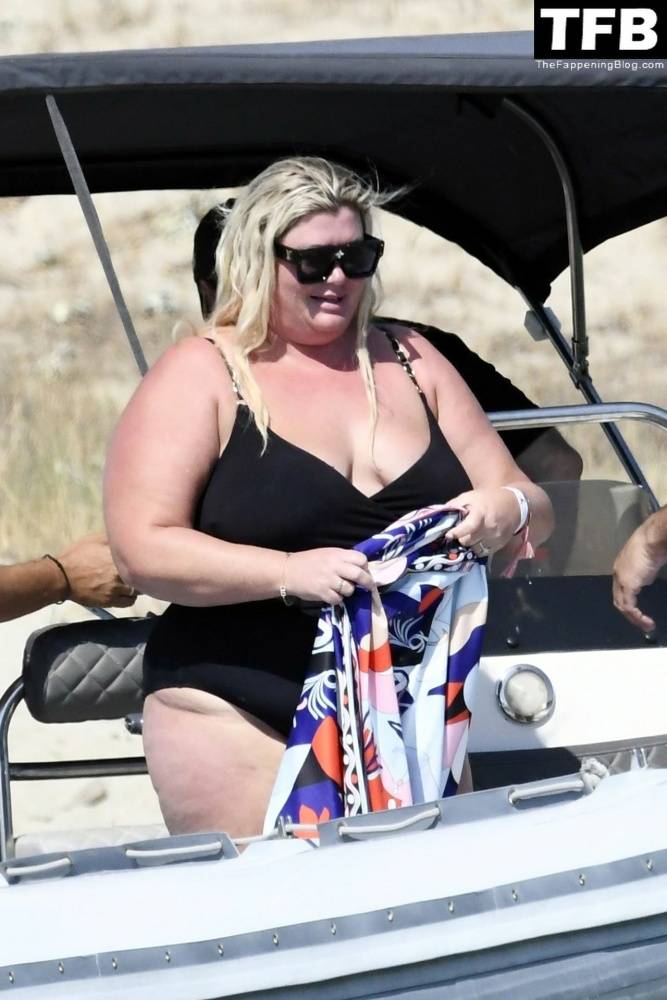 Gemma Collins Flashes Her Nude Boobs on the Greek Island of Mykonos - #59
