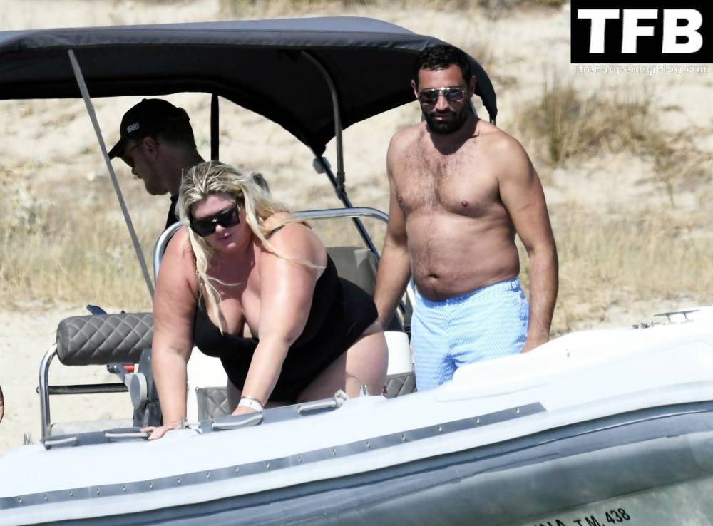 Gemma Collins Flashes Her Nude Boobs on the Greek Island of Mykonos - #49