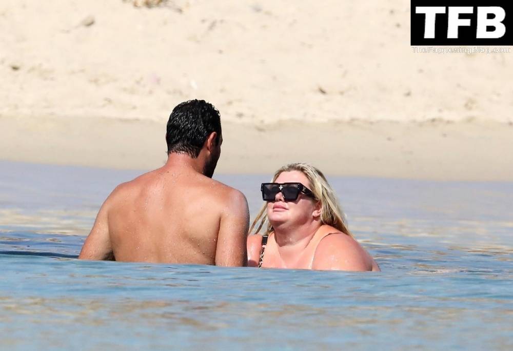 Gemma Collins Flashes Her Nude Boobs on the Greek Island of Mykonos - #52