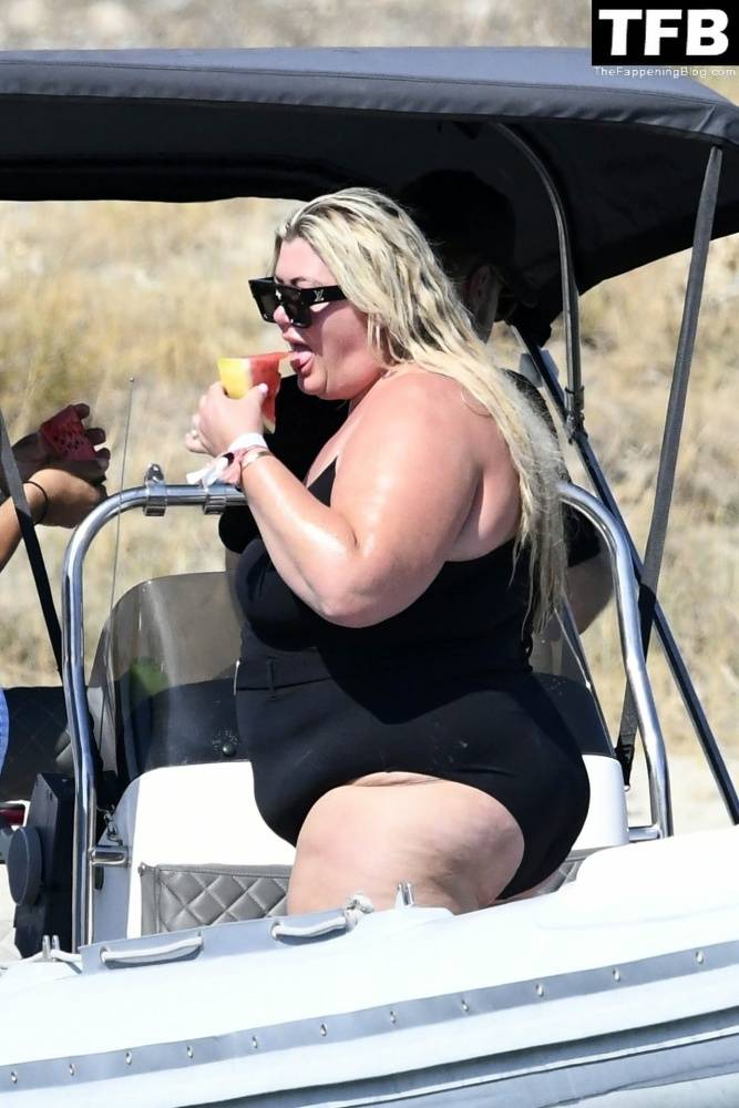 Gemma Collins Flashes Her Nude Boobs on the Greek Island of Mykonos - #23
