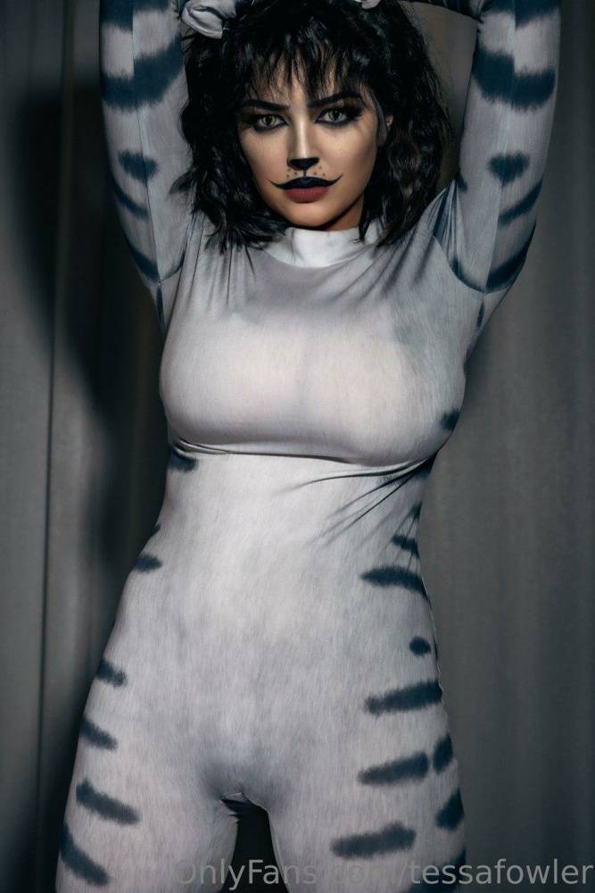 Tessa Fowler Nude Cat Suit Strip OnlyFans Set Leaked - #28
