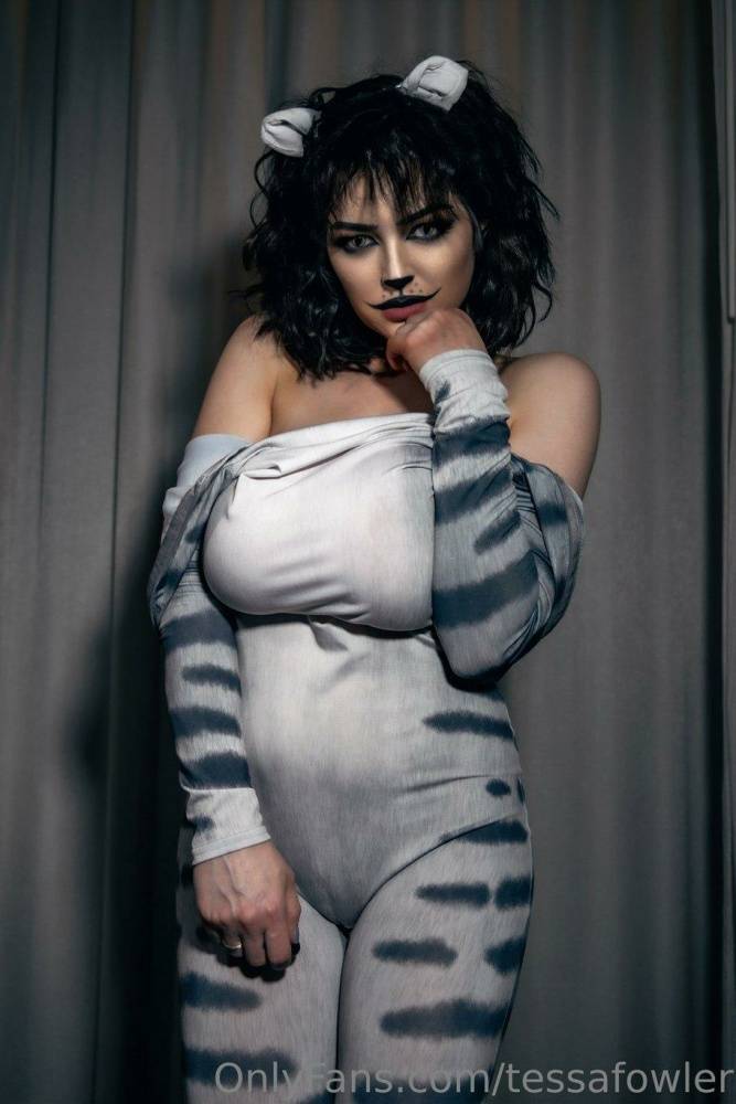 Tessa Fowler Nude Cat Suit Strip OnlyFans Set Leaked - #1