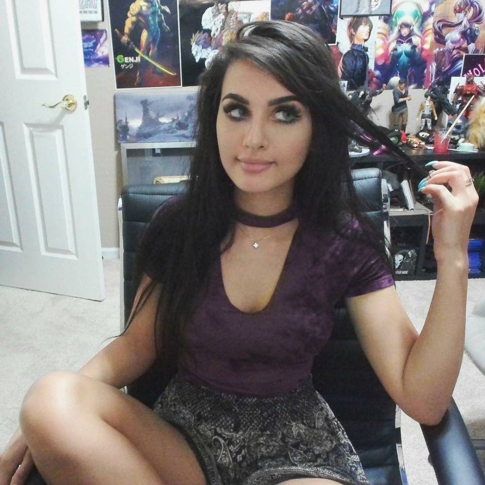 SSSniperwolf Sexy Pictures - #26