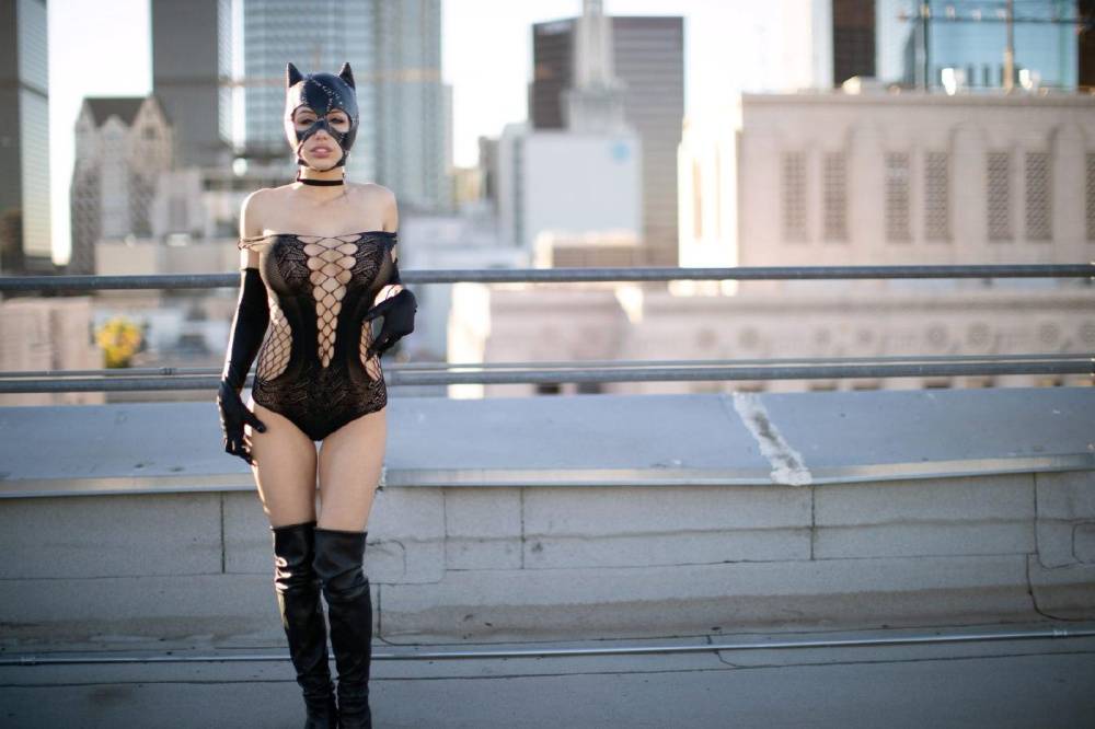 Liz Katz Nude Catwoman Bondage Cosplay Onlyfans Set Leaked - #36