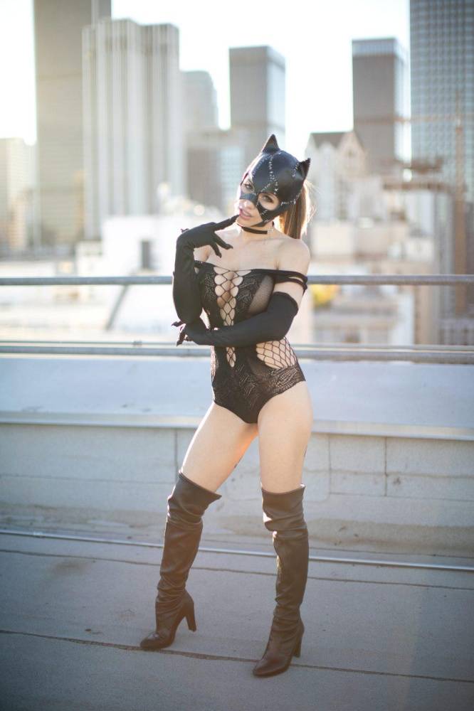 Liz Katz Nude Catwoman Bondage Cosplay Onlyfans Set Leaked - #22