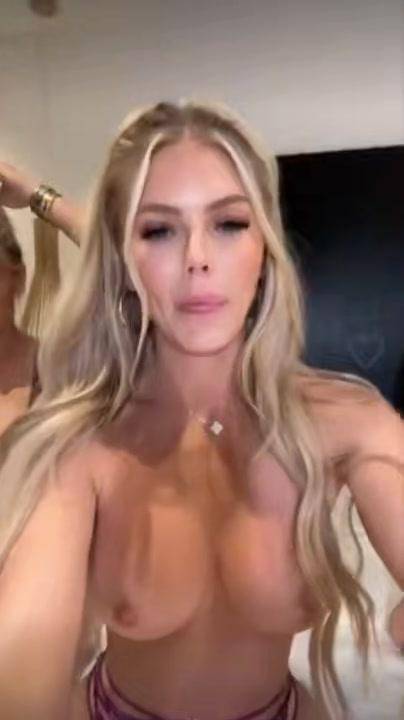 ScarlettKissesXO Nude Lesbian Livestream OnlyFans Video Leaked - #25