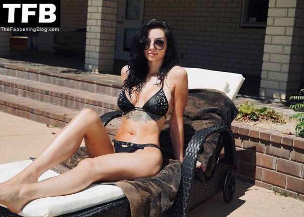 Saraya-Jade Bevis Sexy on modelclub.info